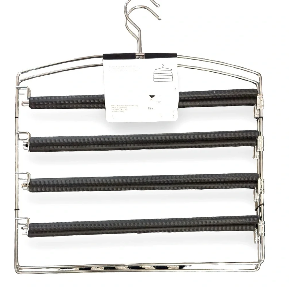 Richards set hangers